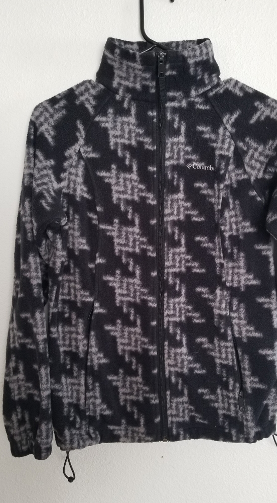 Small Columbia fleece jacket